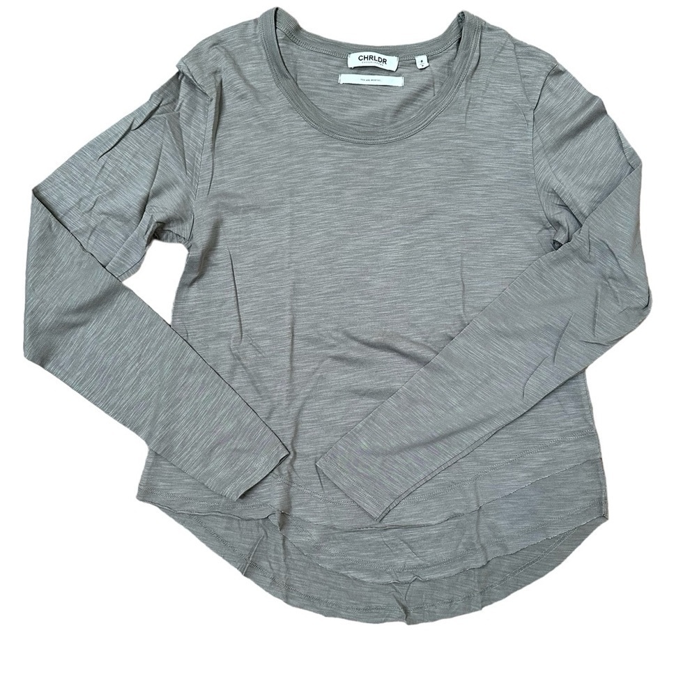 CHRLDR Cheerleader women’s long sleeve cotton top. Size small. Colour khaki-Grey